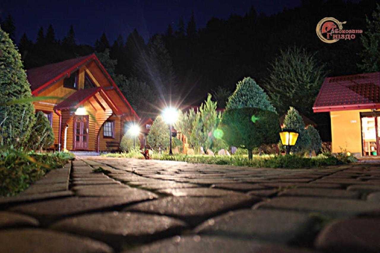 Sokolyne Gnizdo Hotell Korostov Exteriör bild