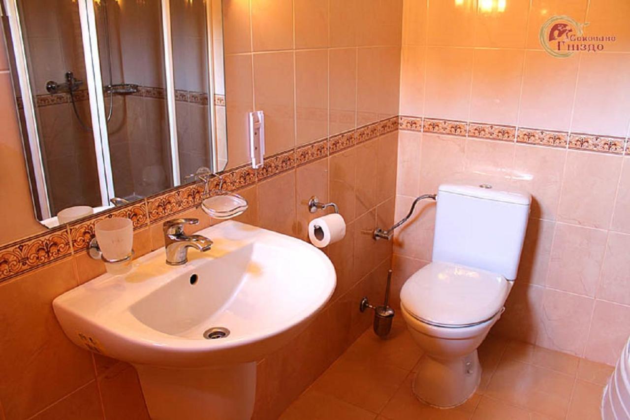 Sokolyne Gnizdo Hotell Korostov Exteriör bild