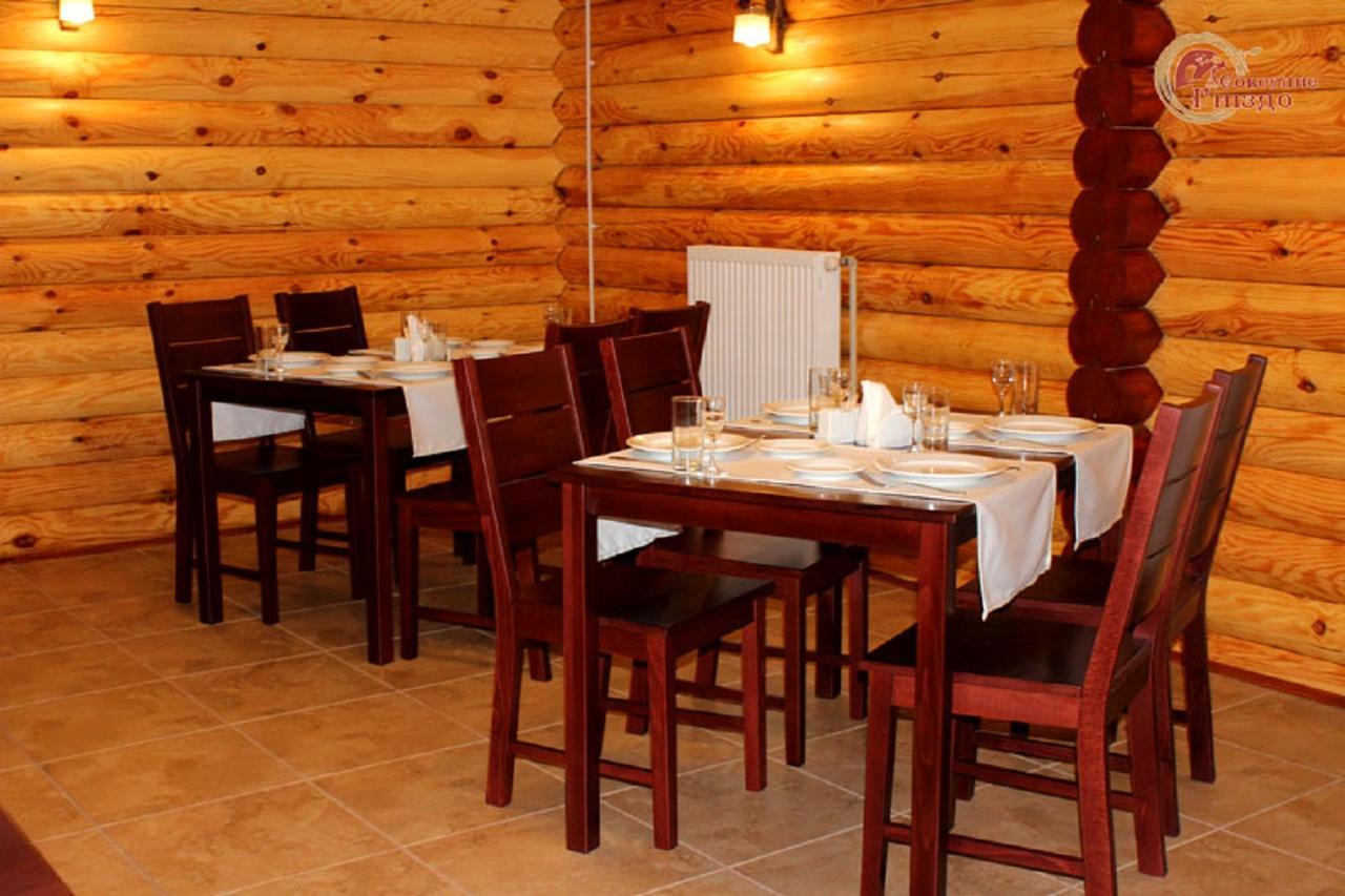 Sokolyne Gnizdo Hotell Korostov Exteriör bild