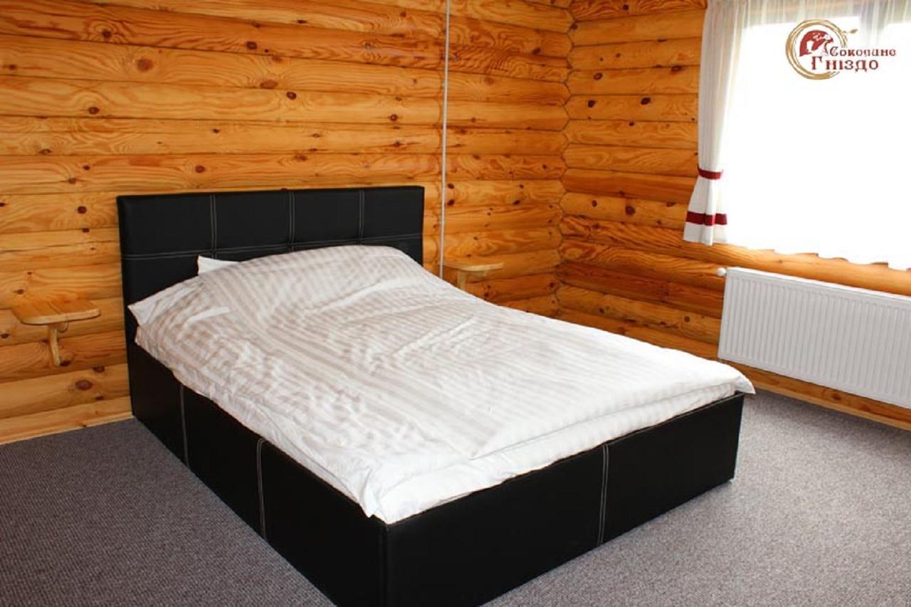 Sokolyne Gnizdo Hotell Korostov Exteriör bild